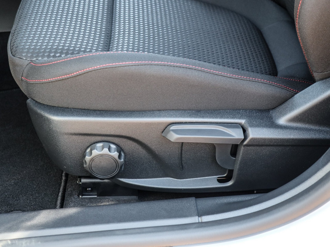 Ford Focus Turnier - Kombi - Weiss - Tageszulassung - Bild 15