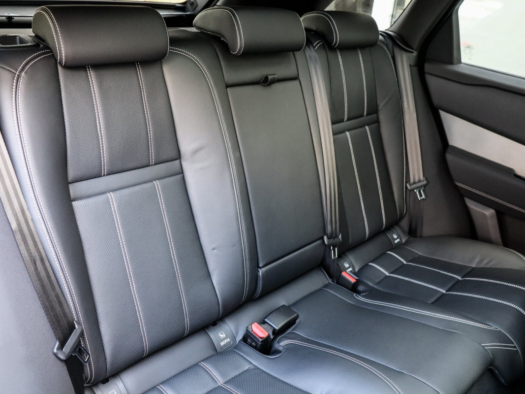 Land Rover Range Rover Velar - SUV/Off-road - Schwarz - Gebrauchtwagen - Bild 4