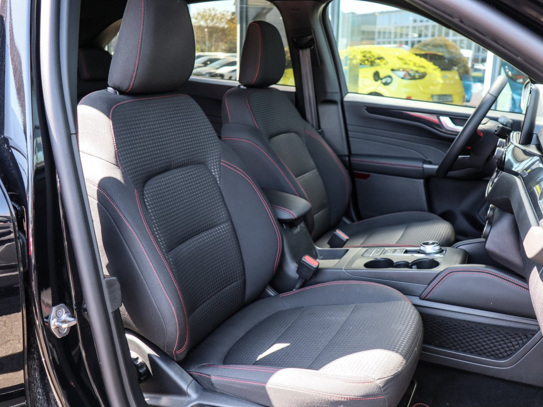 Ford Kuga - SUV/Off-road - Schwarz - Gebrauchtwagen - Bild 7