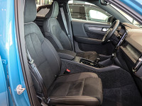Volvo EX40 Single Motor - SUV/Off-road - Blau - Gebrauchtwagen - Bild 7