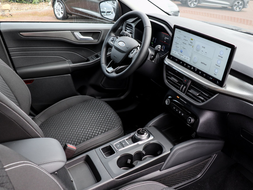 Ford Kuga - SUV/Off-road - Schwarz - Gebrauchtwagen - Bild 3