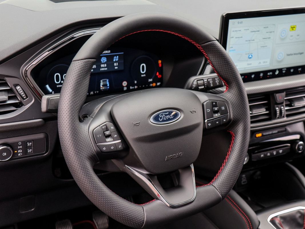 Ford Kuga - SUV/Off-road - Weiss - Gebrauchtwagen - Bild 11