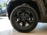 Land Rover Defender 90 D200 X-Dynamic SE - SUV/Off-road - Schwarz - Neuwagen - Bild 9