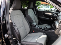 Volvo XC40 B3 (B) - SUV/Off-road - Schwarz - Gebrauchtwagen - Bild 7