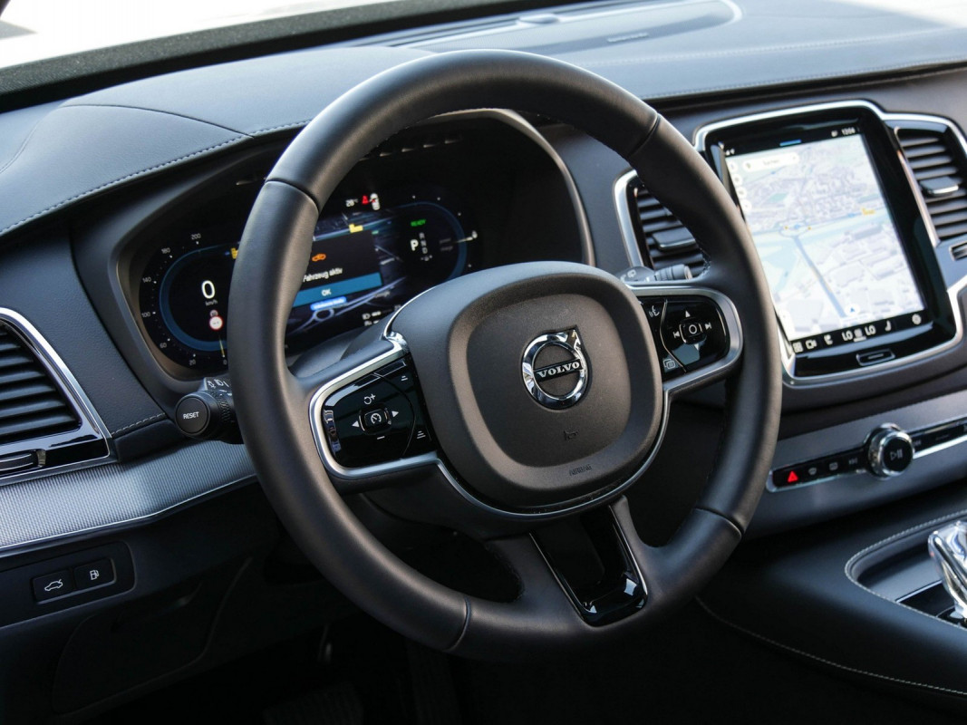 Volvo XC90 - SUV/Off-road - Schwarz - Gebrauchtwagen - Bild 10