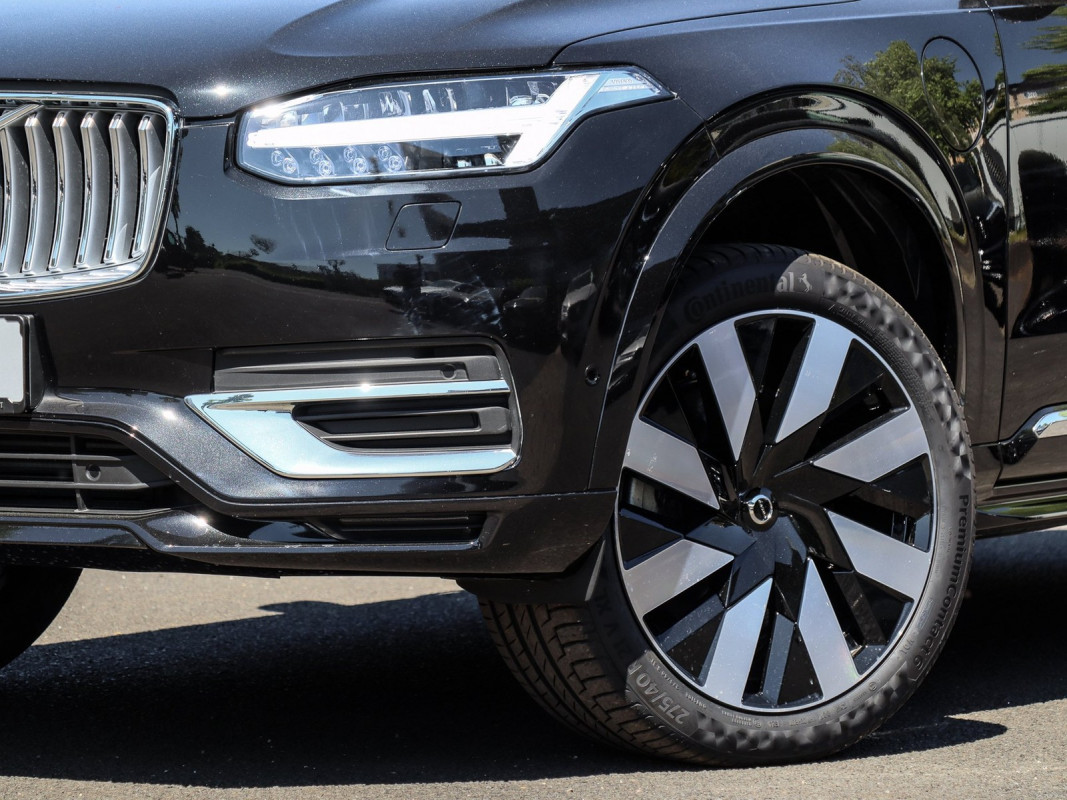 Volvo XC90 T8 AWD - SUV/Off-road - Schwarz - Gebrauchtwagen - Bild 6