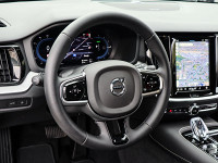 Volvo V60 T6 Recharge AWD - Kombi - Weiss - Gebrauchtwagen - Bild 10