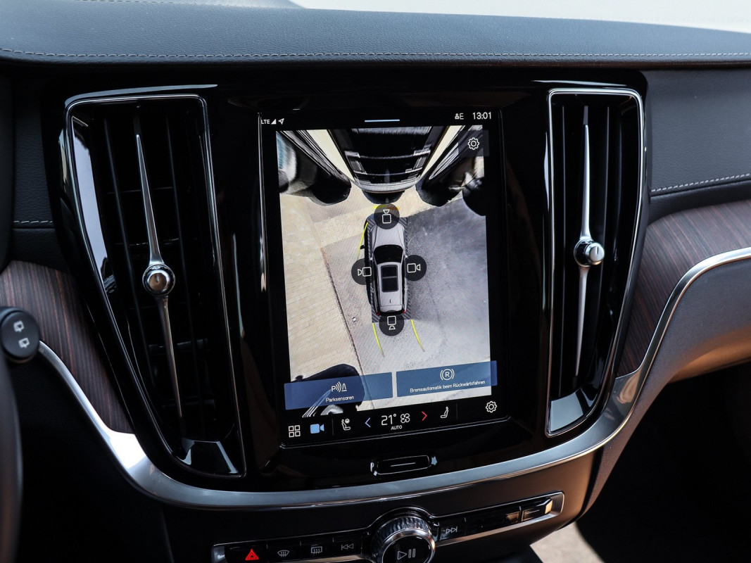 Volvo V60 B4 (B) - Kombi - Weiss - Gebrauchtwagen - Bild 14
