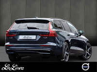 Volvo V60 T6 AWD - Kombi - Blau - Gebrauchtwagen - Bild 2