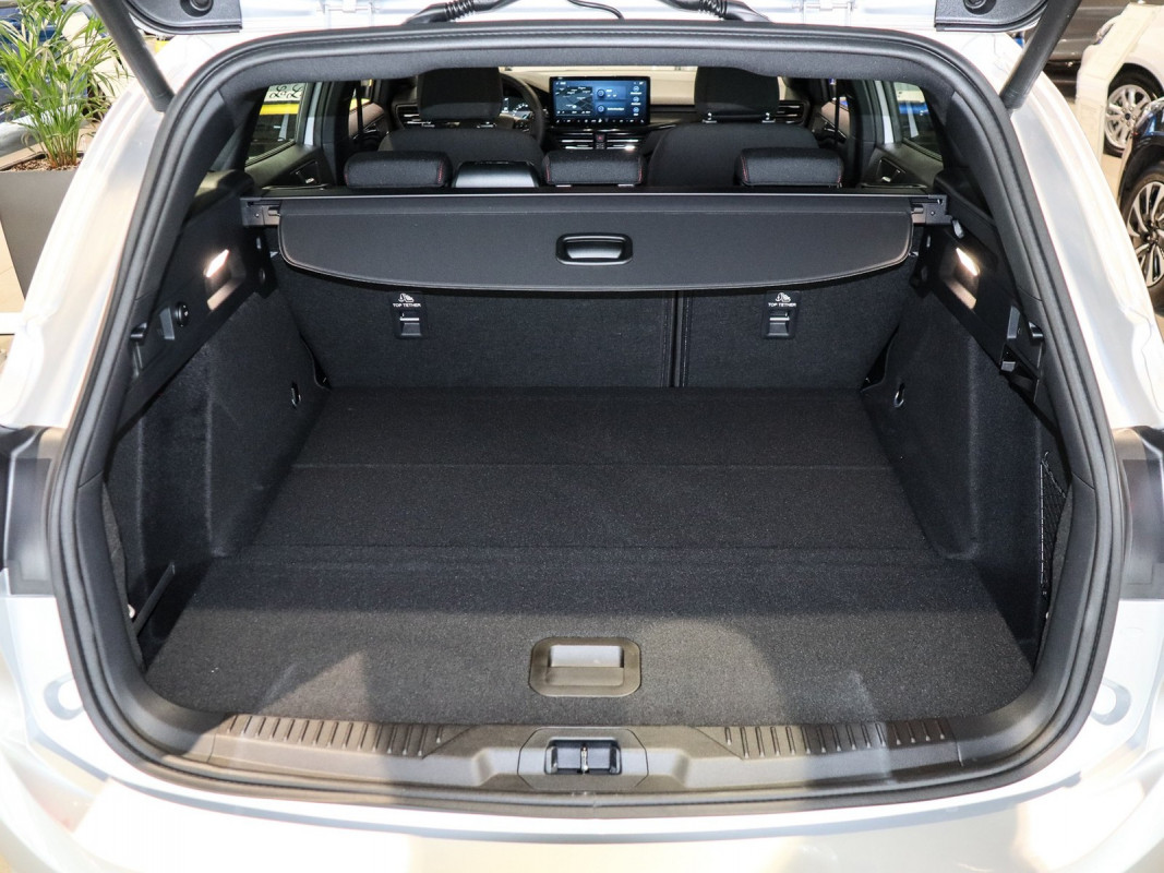 Ford Focus Turnier - Kombi - Silber - Neuwagen - Bild 11