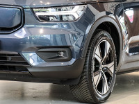 Volvo XC40 Recharge Pure Electric - SUV/Off-road - Blau - Gebrauchtwagen - Bild 6