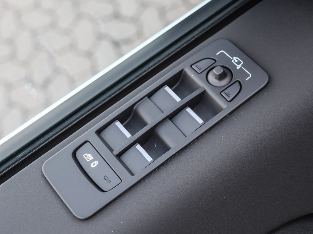 Land Rover Discovery Sport - SUV/Off-road - Weiss - Neuwagen - Bild 13