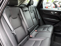 Volvo XC60 B4 Diesel - SUV/Off-road - Schwarz - Gebrauchtwagen - Bild 5