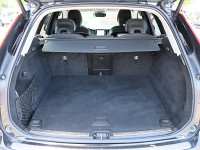 Volvo XC60 B4 Diesel - SUV/Off-road - Schwarz - Gebrauchtwagen - Bild 12