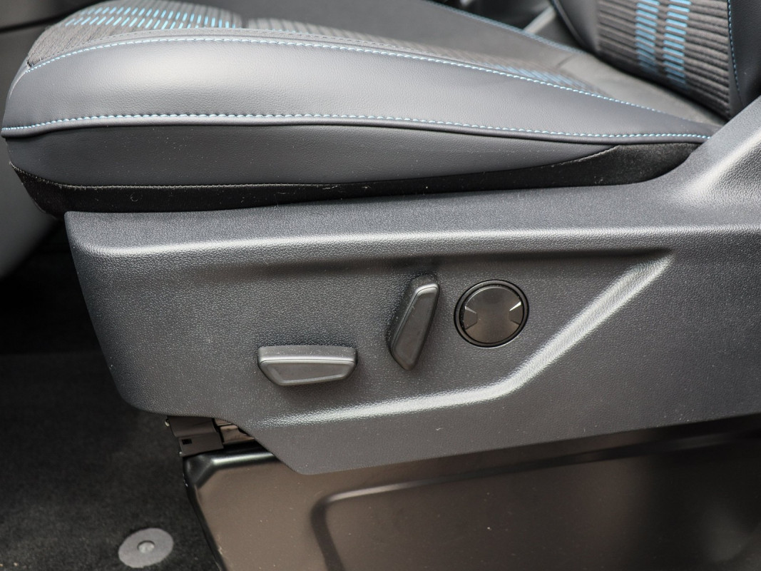 Ford Tourneo Custom Sport L1 PHEV - Van/Minibus - Grau - Gebrauchtwagen - Bild 14