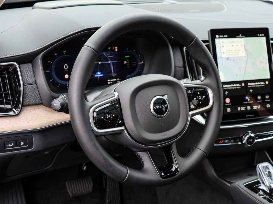 Volvo XC90 T8 Ultra Bright - SUV/Off-road - Schwarz - Neuwagen - Bild 8