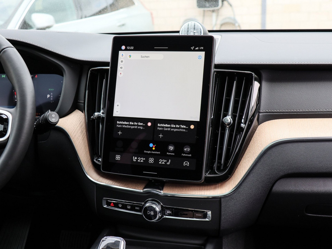 Volvo XC60 T8 Reskin Ultra Black Edition - SUV/Off-road - Silber - Gebrauchtwagen - Bild 9