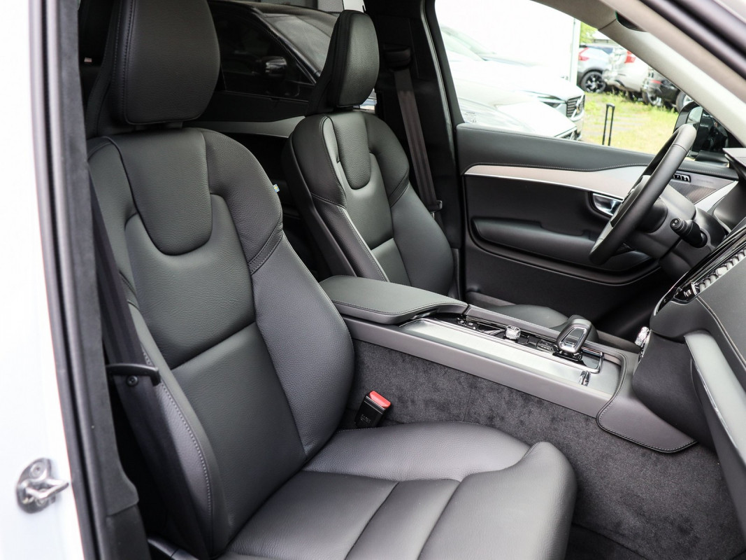 Volvo XC90 T8 AWD - SUV/Off-road - Weiss - Gebrauchtwagen - Bild 7