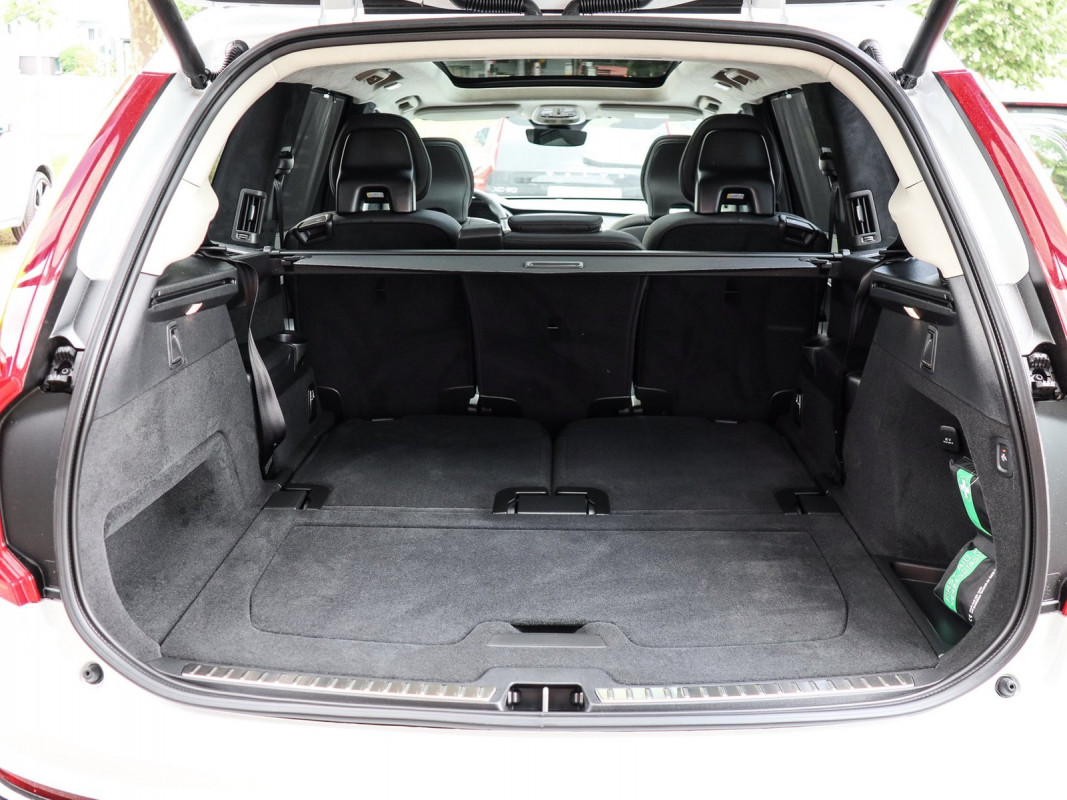 Volvo XC90 T8 AWD - SUV/Off-road - Weiss - Gebrauchtwagen - Bild 12