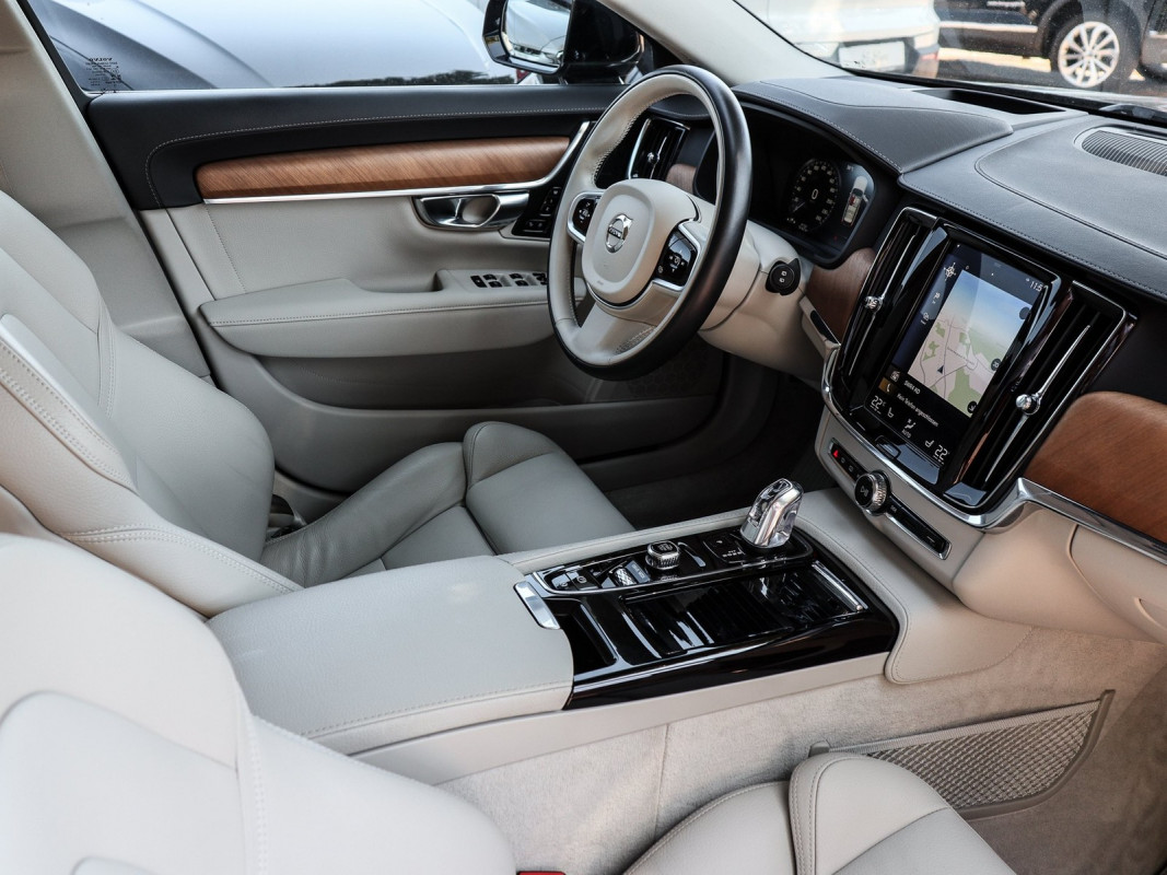 Volvo V90 Kombi T8 - Kombi - Schwarz - Gebrauchtwagen - Bild 3