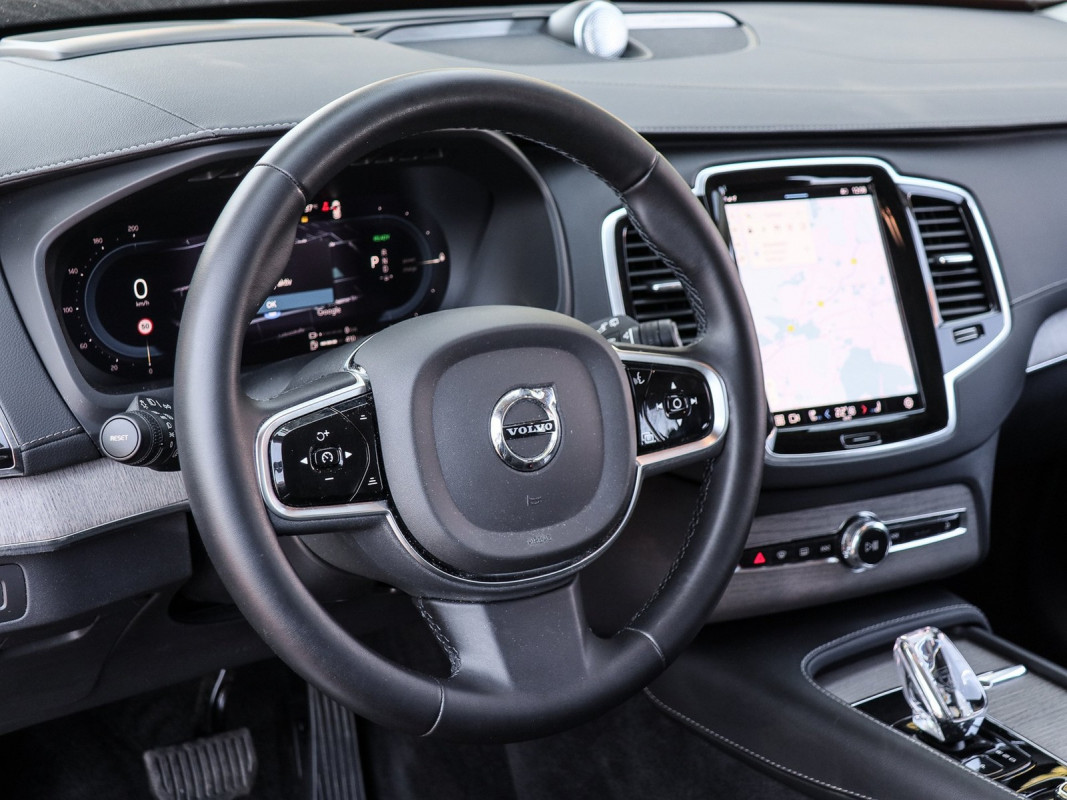 Volvo XC90 T8 Ultimate Dark - SUV/Off-road - Grau - Gebrauchtwagen - Bild 10