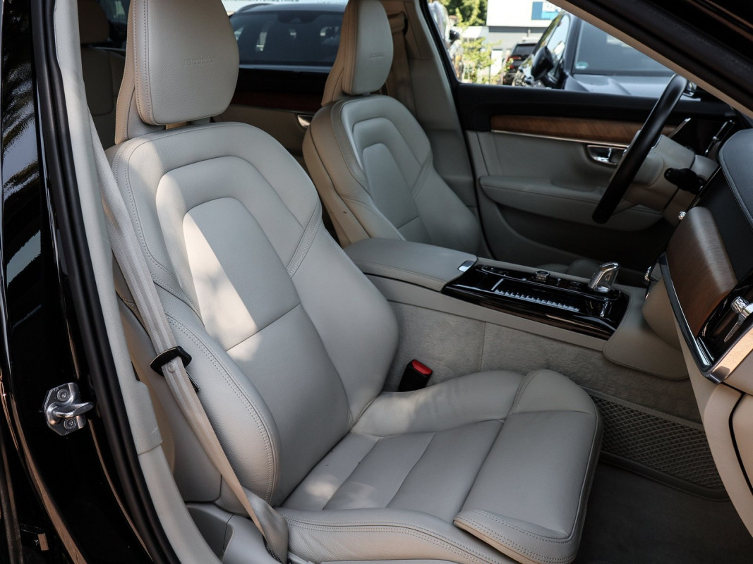 Volvo V90 Kombi T8 - Kombi - Schwarz - Gebrauchtwagen - Bild 7
