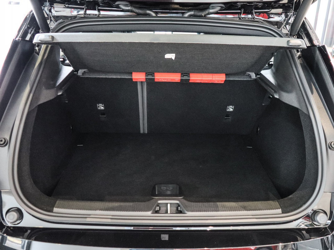 Volvo EX30 Single Motor Extended Range RWD - SUV/Off-road - Schwarz - Gebrauchtwagen - Bild 11