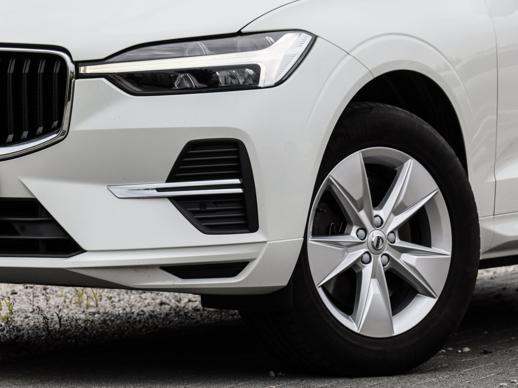 Volvo XC60 B4 Diesel - SUV/Off-road - Weiss - Gebrauchtwagen - Bild 6