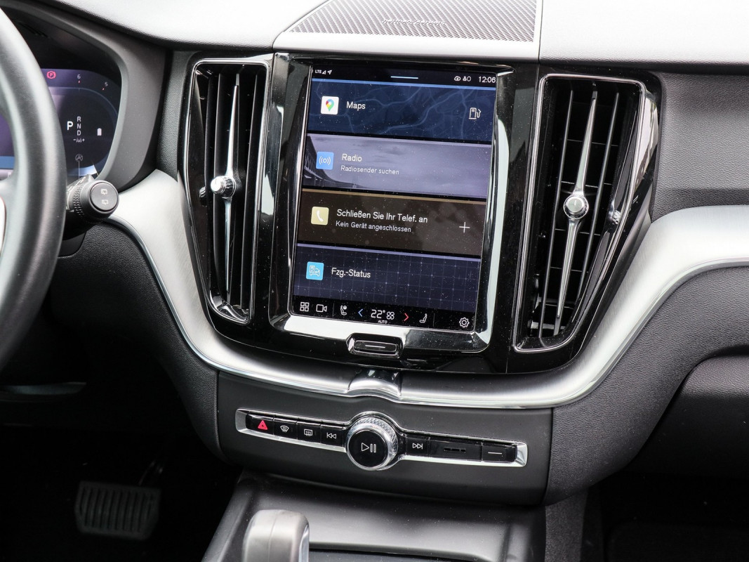 Volvo XC60 B4 Diesel - SUV/Off-road - Weiss - Gebrauchtwagen - Bild 9