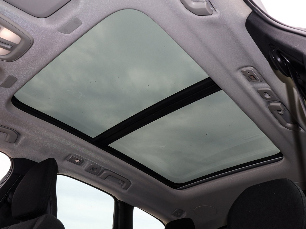 Volvo XC60 B4 Diesel - SUV/Off-road - Weiss - Gebrauchtwagen - Bild 12