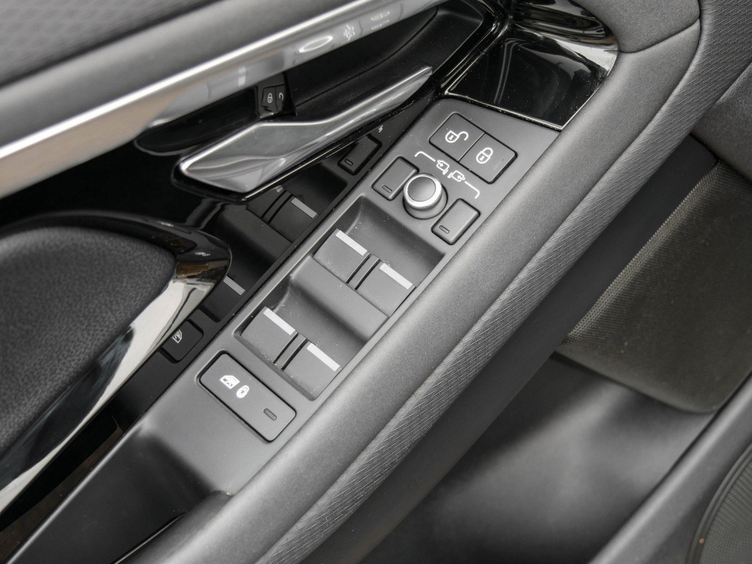 Land Rover Range Rover Evoque D180 S - SUV/Off-road - Schwarz - Gebrauchtwagen - Bild 14