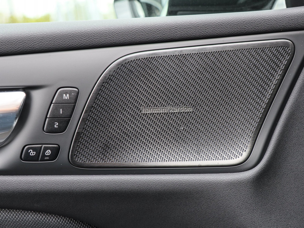 Volvo V60 T6 AWD - Kombi - Grau - Gebrauchtwagen - Bild 15