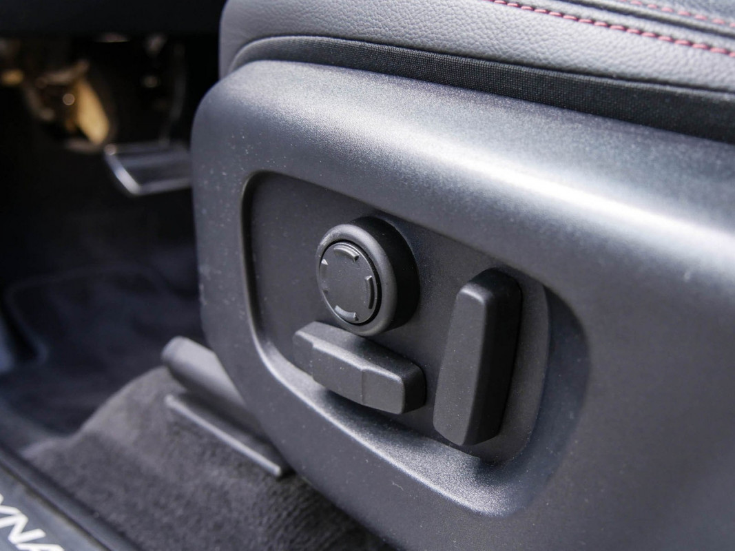 Land Rover Discovery Sport P200 R-Dynamic SE - SUV/Off-road - Weiss - Gebrauchtwagen - Bild 15