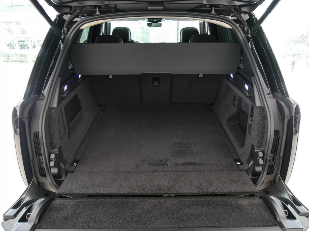 Land Rover Range Rover D300 HSE - SUV/Off-road - Schwarz - Neuwagen - Bild 15