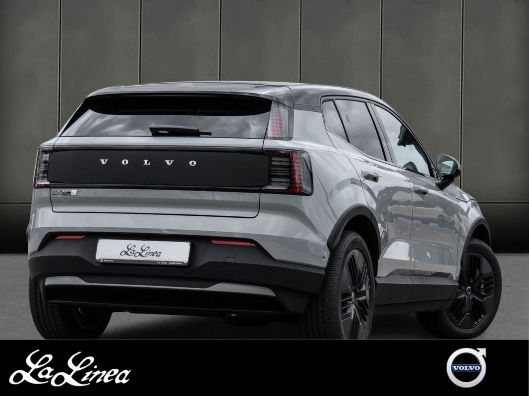 Volvo EX30 Cross Country - SUV/Off-road - Grau - Gebrauchtwagen - Bild 2