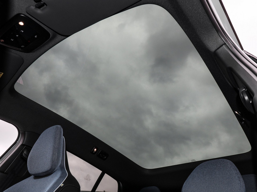 Volvo EX30 Cross Country - SUV/Off-road - Grau - Gebrauchtwagen - Bild 12