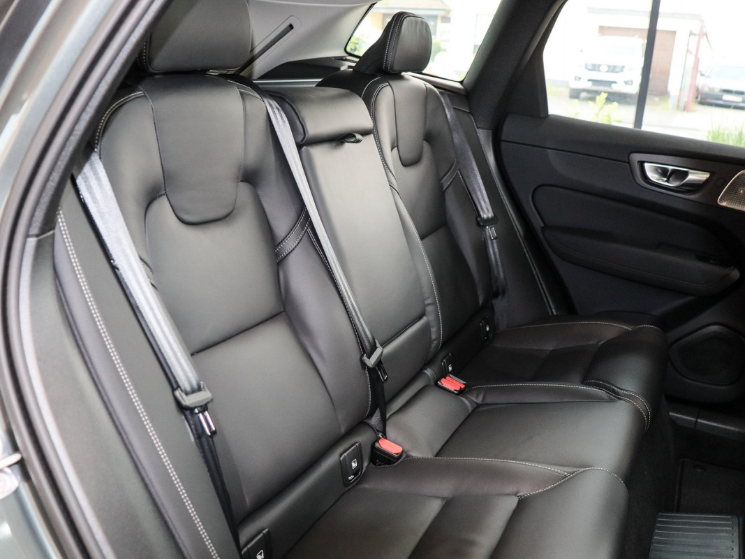 Volvo XC60 T8 Recharge AWD - SUV/Off-road - Grün - Gebrauchtwagen - Bild 5