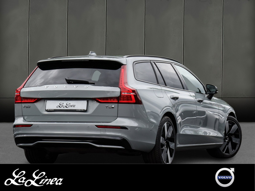 Volvo V60 T6 Recharge AWD - Kombi - Grau - Gebrauchtwagen - Bild 2