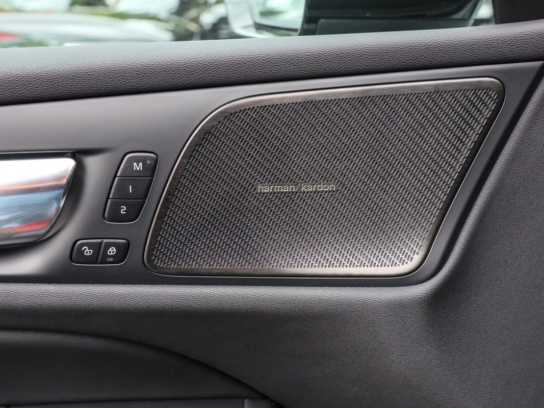 Volvo V60 T6 Recharge AWD - Kombi - Grau - Gebrauchtwagen - Bild 15