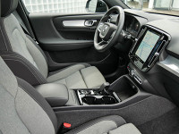 Volvo XC40 - SUV/Off-road - Blau - Gebrauchtwagen - Bild 3