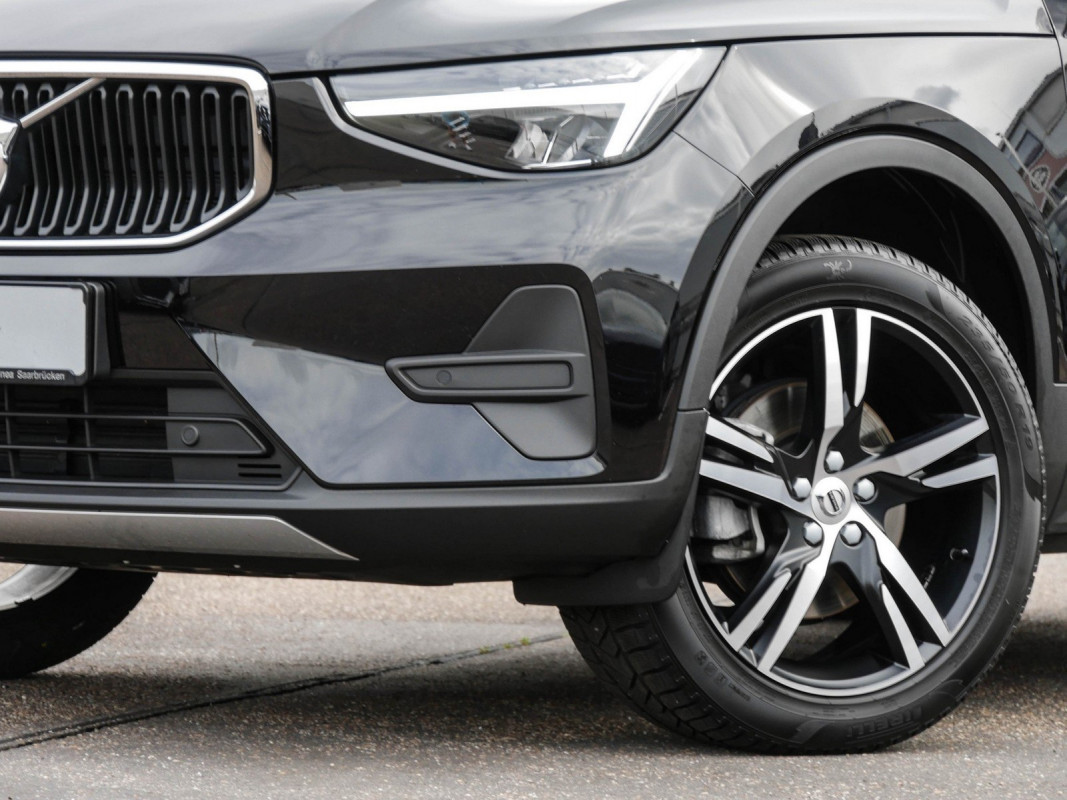 Volvo XC40 - SUV/Off-road - Schwarz - Gebrauchtwagen - Bild 6