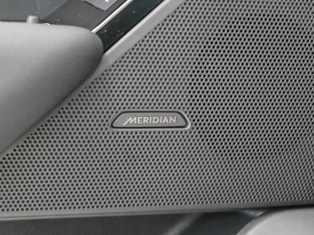 Land Rover Range Rover Velar D300 Dynamic SE - SUV/Off-road - Schwarz - Gebrauchtwagen - Bild 12