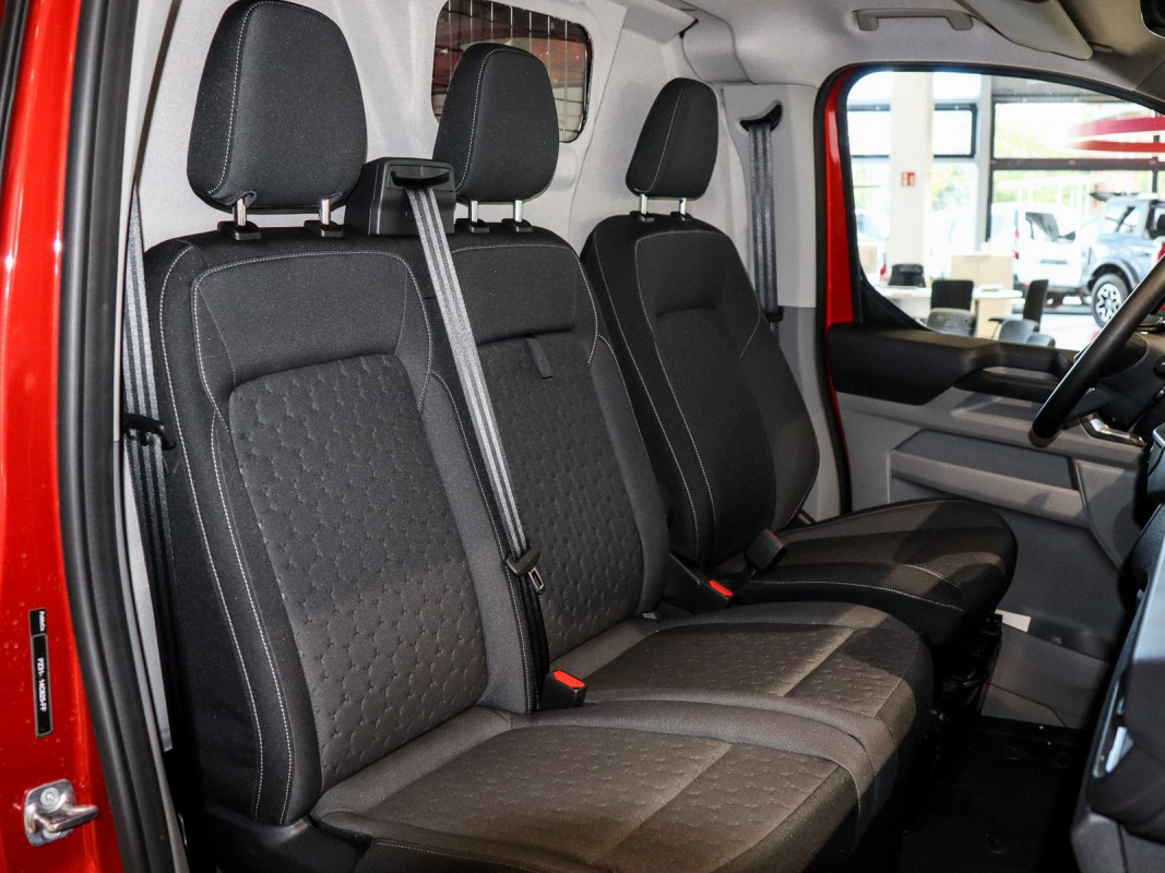 Ford Transit Custom Kastenwagen 4x4 Allrad - Nutzfahrzeug - Rot - Tageszulassung - Bild 5
