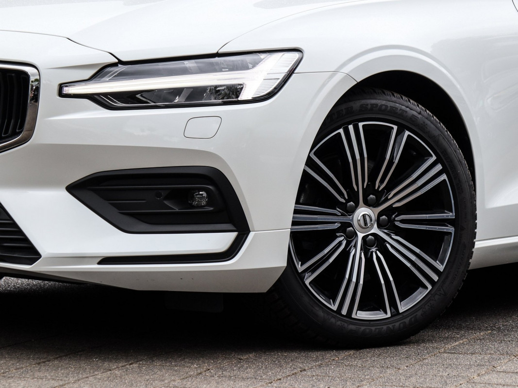 Volvo V60 B4 - Kombi - Weiss - Gebrauchtwagen - Bild 6