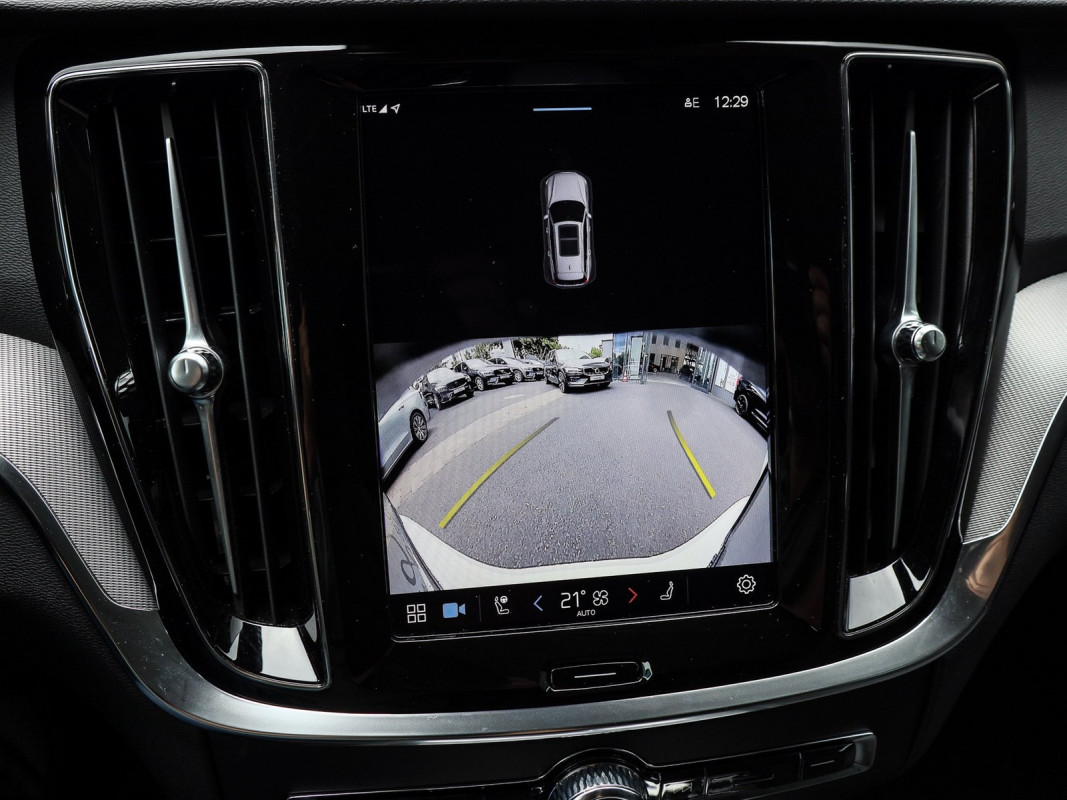 Volvo V60 B4 - Kombi - Weiss - Gebrauchtwagen - Bild 13