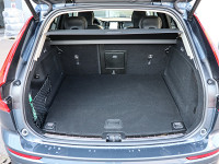 Volvo XC60 T6 AWD Recharge - SUV/Off-road - Blau - Gebrauchtwagen - Bild 11