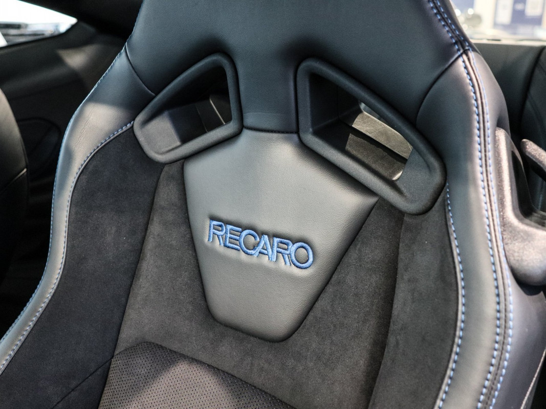 Ford Mustang Fastback - Sportwagen/Coupé - Rot - Neuwagen - Bild 12