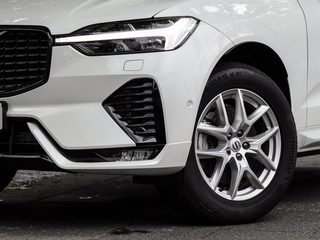 Volvo XC60 B5 (B) - SUV/Off-road - Weiss - Gebrauchtwagen - Bild 6