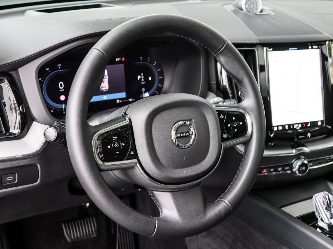 Volvo XC60 B5 (B) - SUV/Off-road - Weiss - Gebrauchtwagen - Bild 10