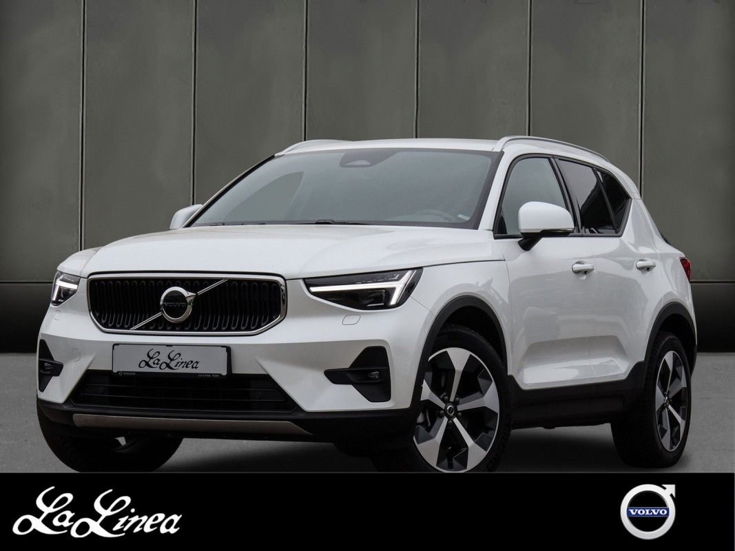 Volvo XC40 B3 (B) - SUV/Off-road - Weiss - Gebrauchtwagen - Bild 1